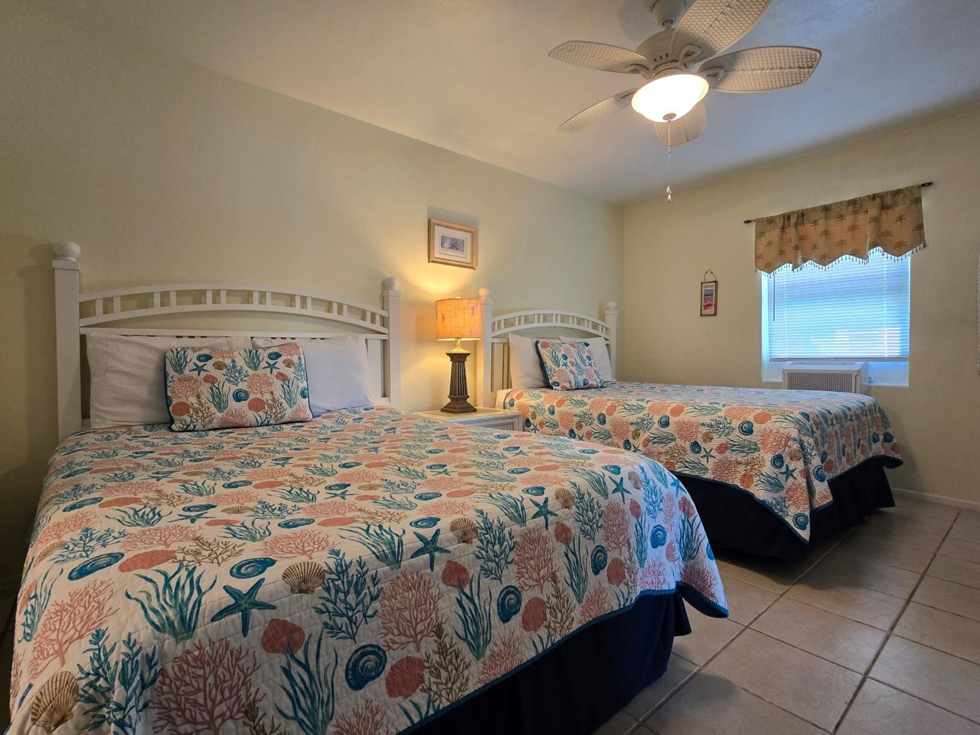 Oceanfront Sea Scape Motel 因迪兰提克 外观 照片